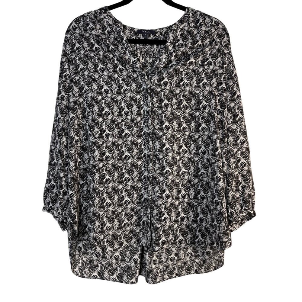 NYDJ Black White Abstract Geometric Button Front Blouse Boho Career Top M